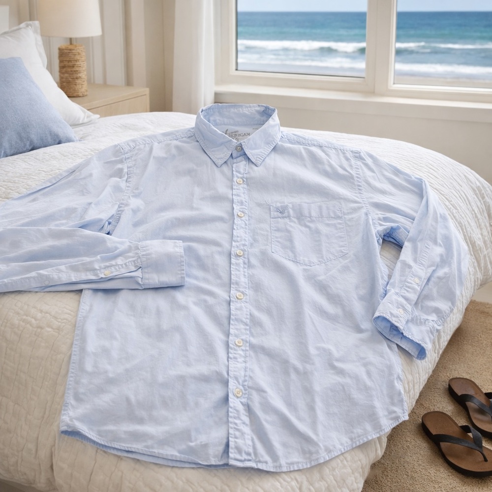 American Eagle Outfitters Vintage Beach Blue Button Up Down Size Large Shirt